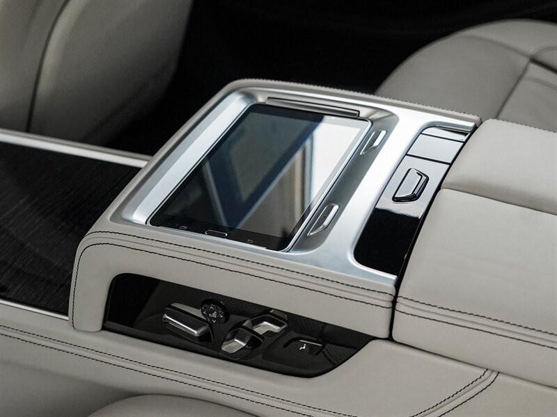 2017 BMW M760i xDrive - Photo 38 - Bonita Springs, FL 34134