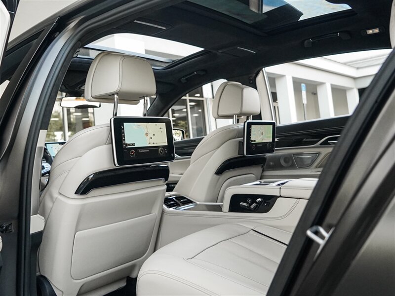 2017 BMW M760i xDrive - Photo 35 - Bonita Springs, FL 34134