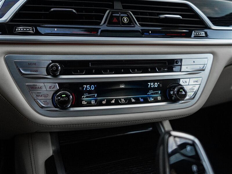 2017 BMW M760i xDrive - Photo 19 - Bonita Springs, FL 34134