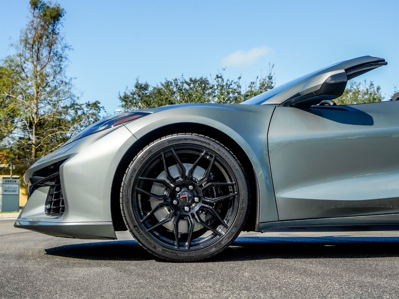 2023 Chevrolet Corvette Z06   - Photo 34 - Bonita Springs, FL 34134