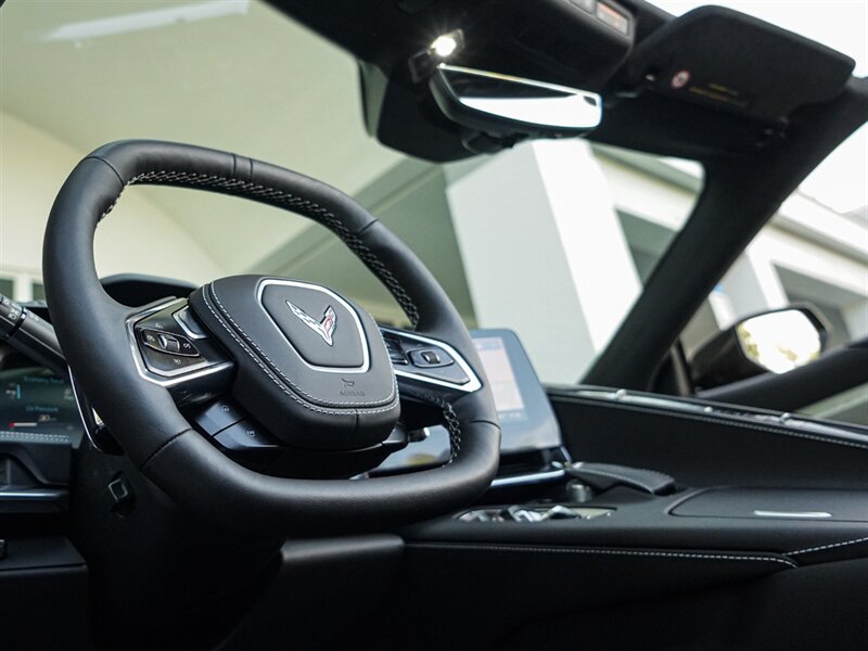 2020 Chevrolet Corvette Stingray - Photo 11 - Bonita Springs, FL 34134