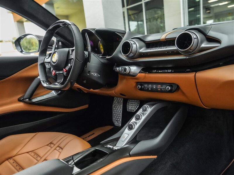 2020 Ferrari 812 Superfast - Photo 22 - Bonita Springs, FL 34134