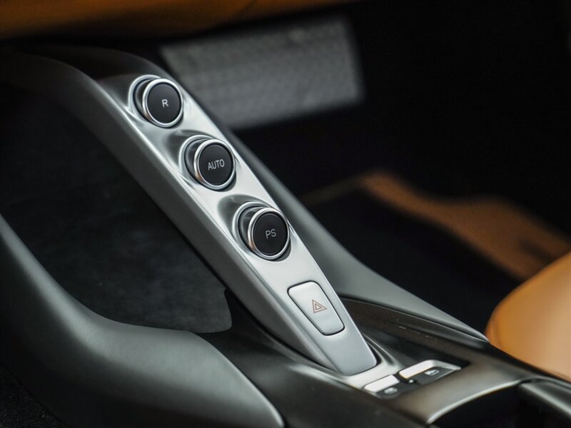 2020 Ferrari 812 Superfast - Photo 15 - Bonita Springs, FL 34134