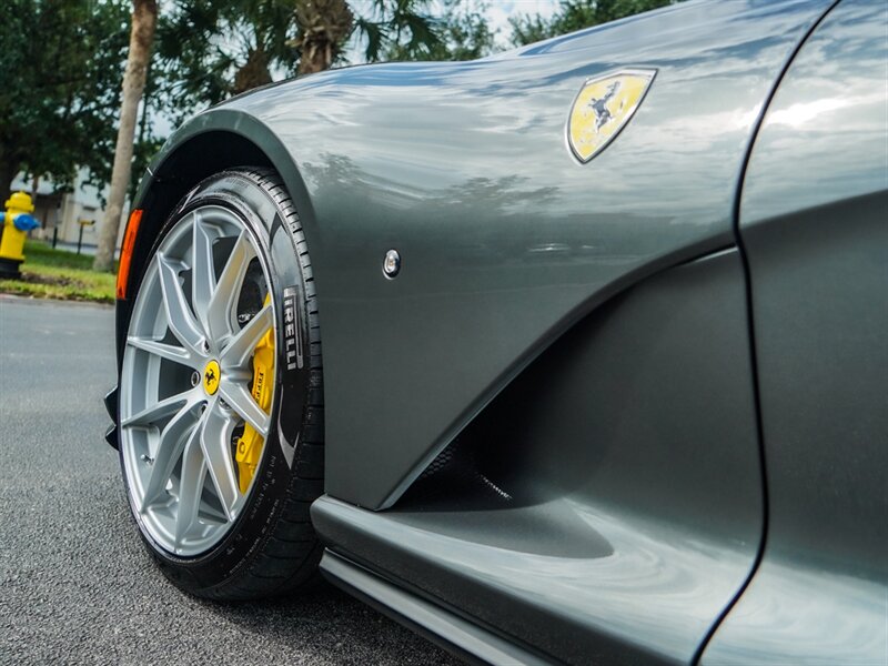 2020 Ferrari 812 Superfast - Photo 36 - Bonita Springs, FL 34134
