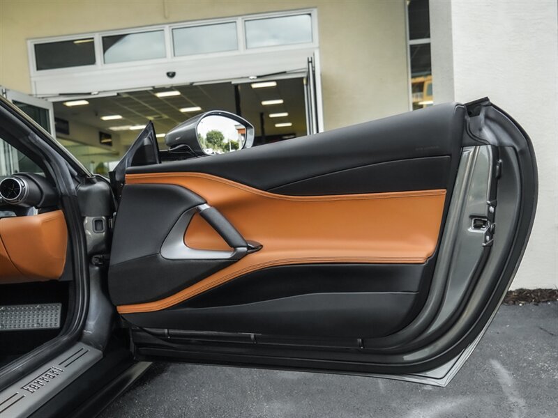 2020 Ferrari 812 Superfast - Photo 21 - Bonita Springs, FL 34134