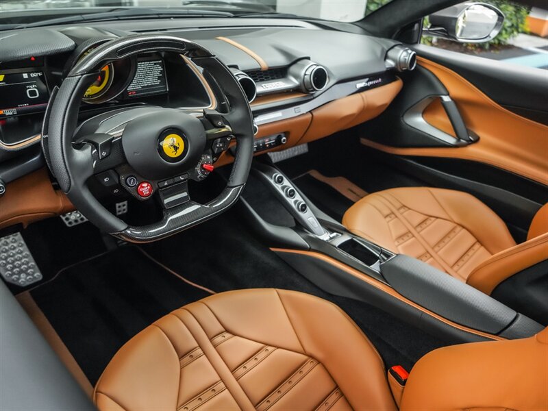 2020 Ferrari 812 Superfast   - Photo 2 - Bonita Springs, FL 34134