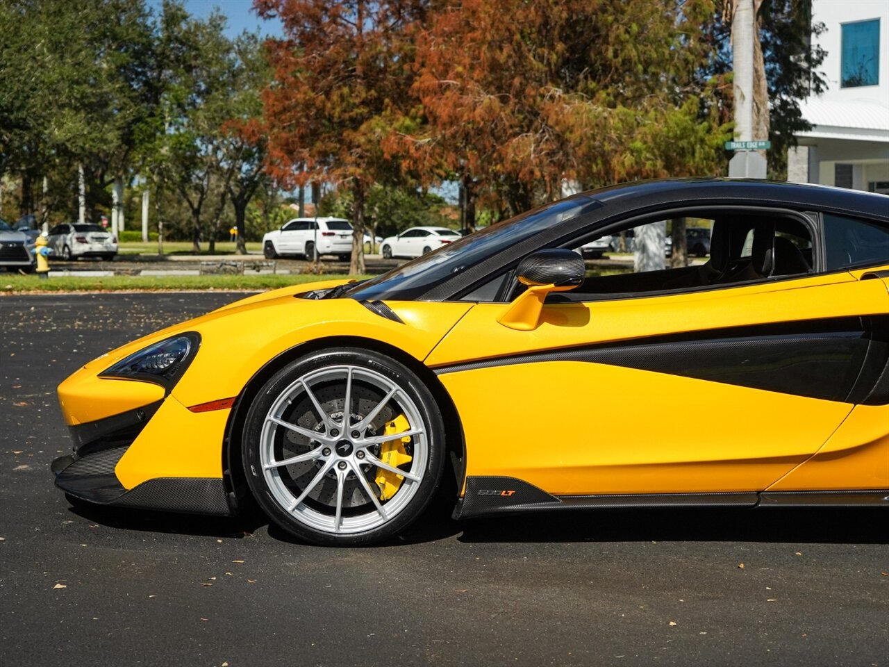 2019 McLaren 600LT   - Photo 40 - Bonita Springs, FL 34134