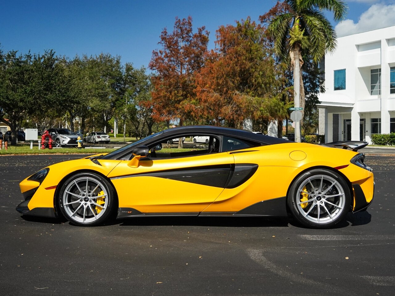 2019 McLaren 600LT   - Photo 39 - Bonita Springs, FL 34134