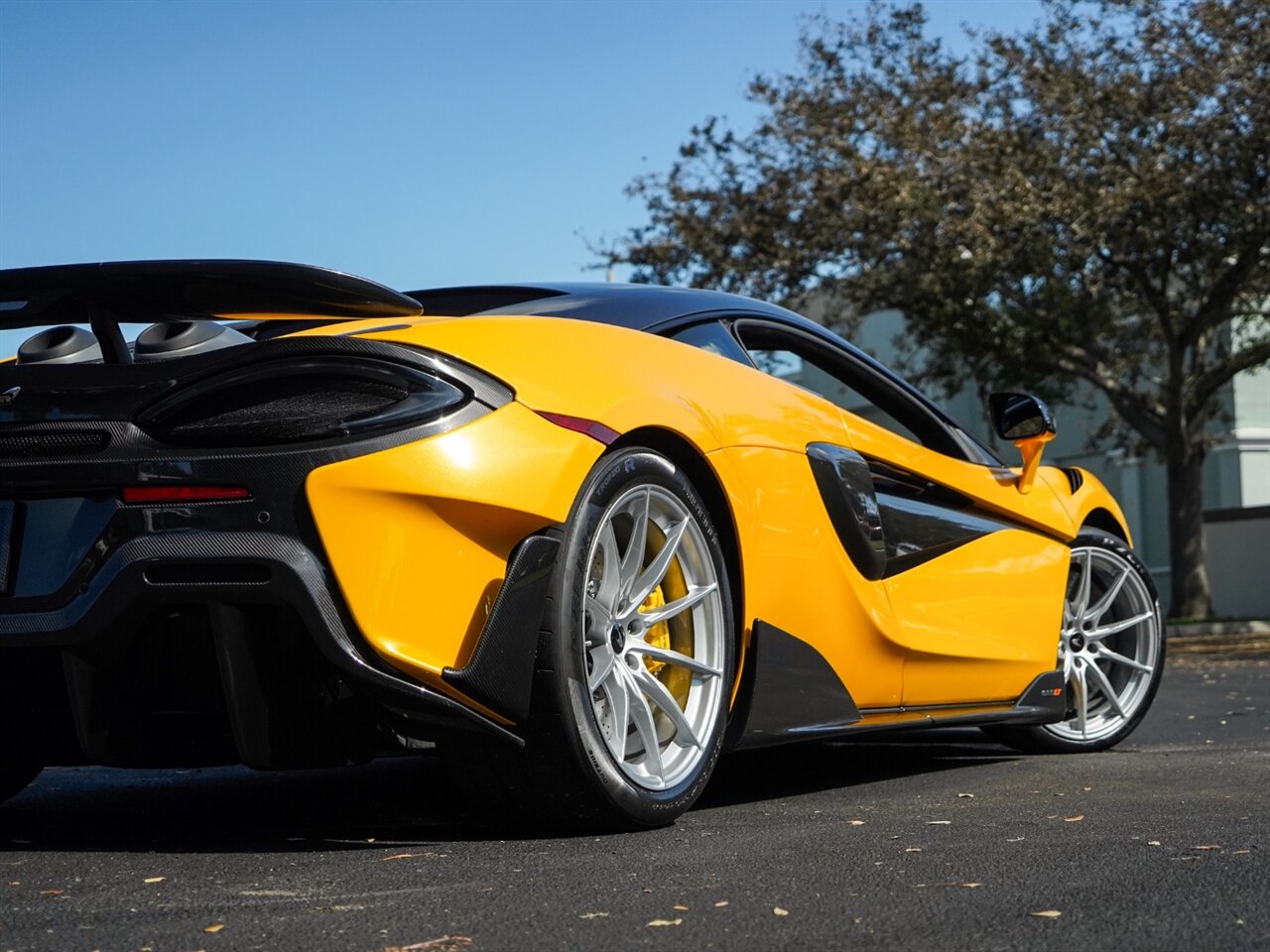 2019 McLaren 600LT   - Photo 65 - Bonita Springs, FL 34134