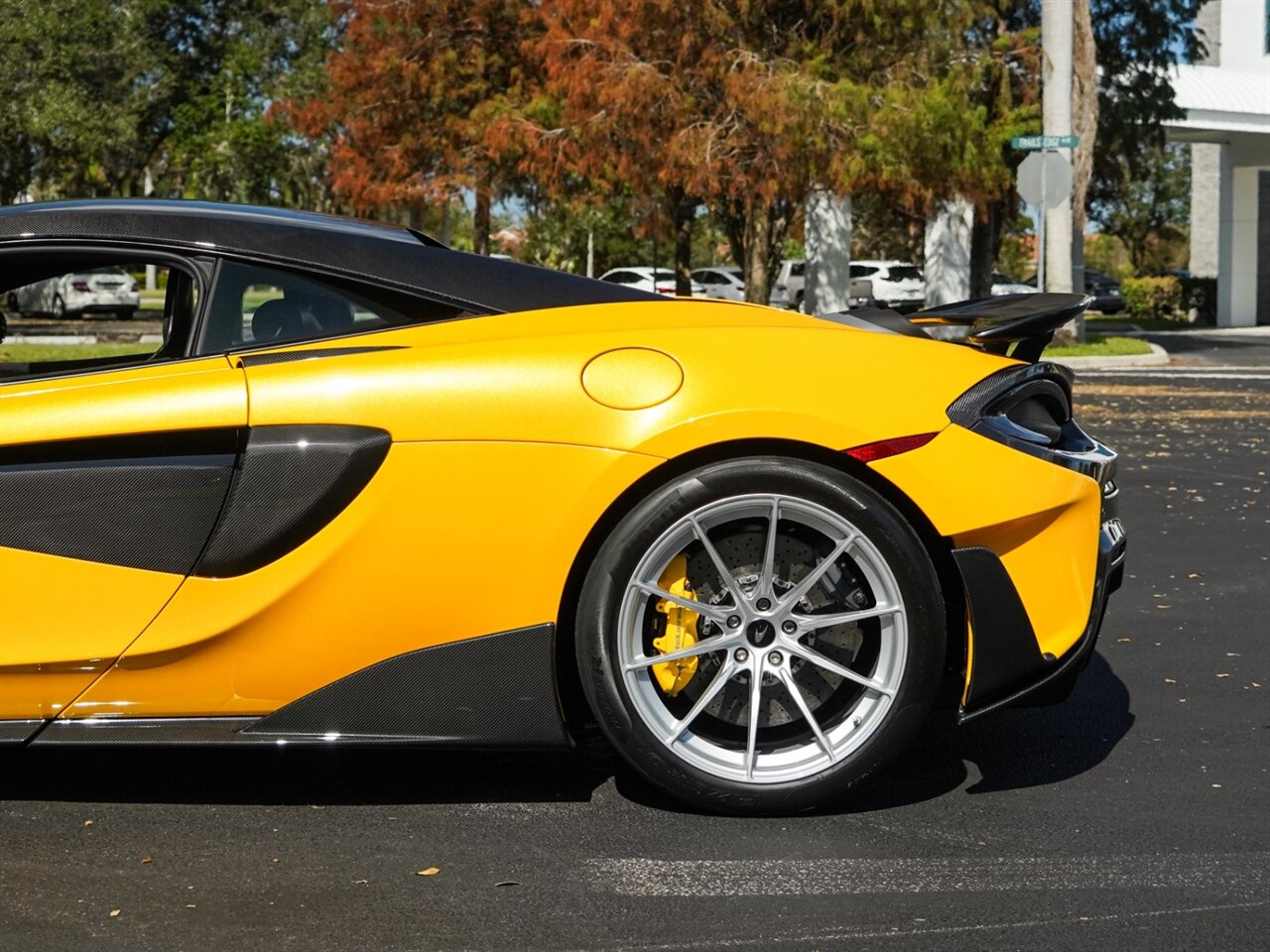 2019 McLaren 600LT   - Photo 42 - Bonita Springs, FL 34134