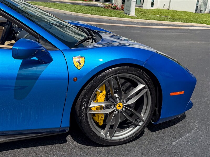 2017 Ferrari 488 Spider   - Photo 69 - Bonita Springs, FL 34134