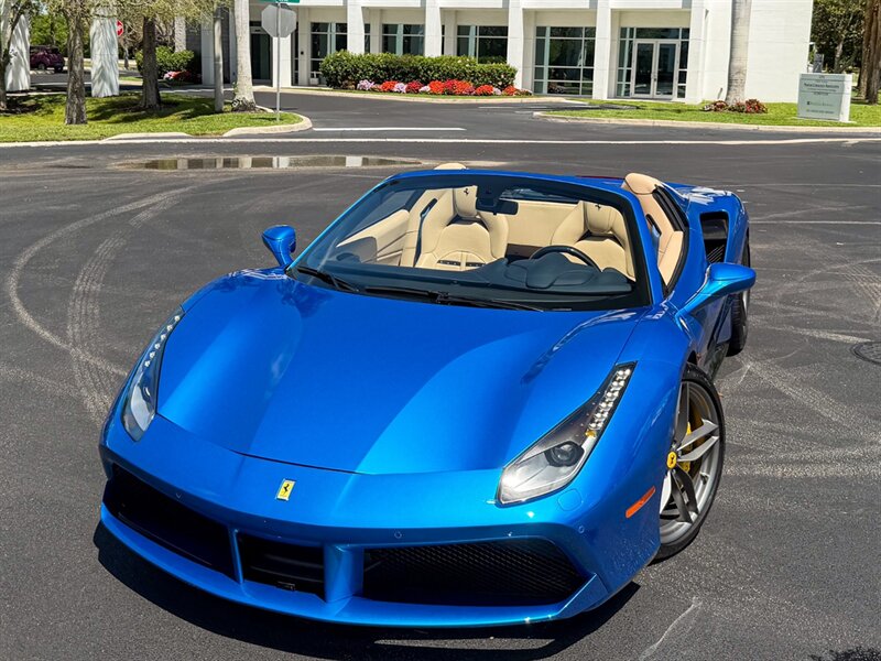 2017 Ferrari 488 Spider   - Photo 8 - Bonita Springs, FL 34134