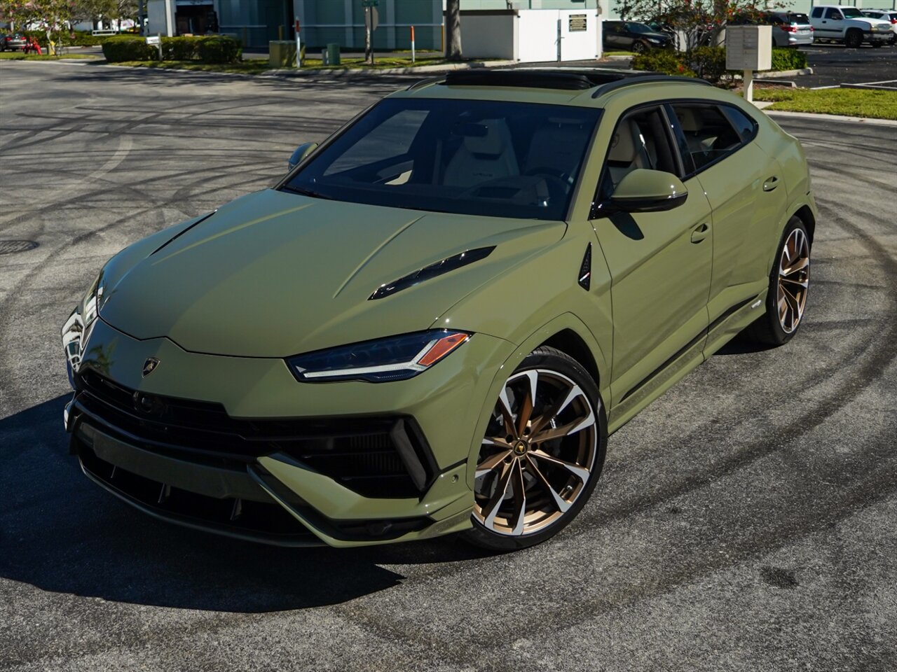 2023 Lamborghini Urus S   - Photo 8 - Bonita Springs, FL 34134