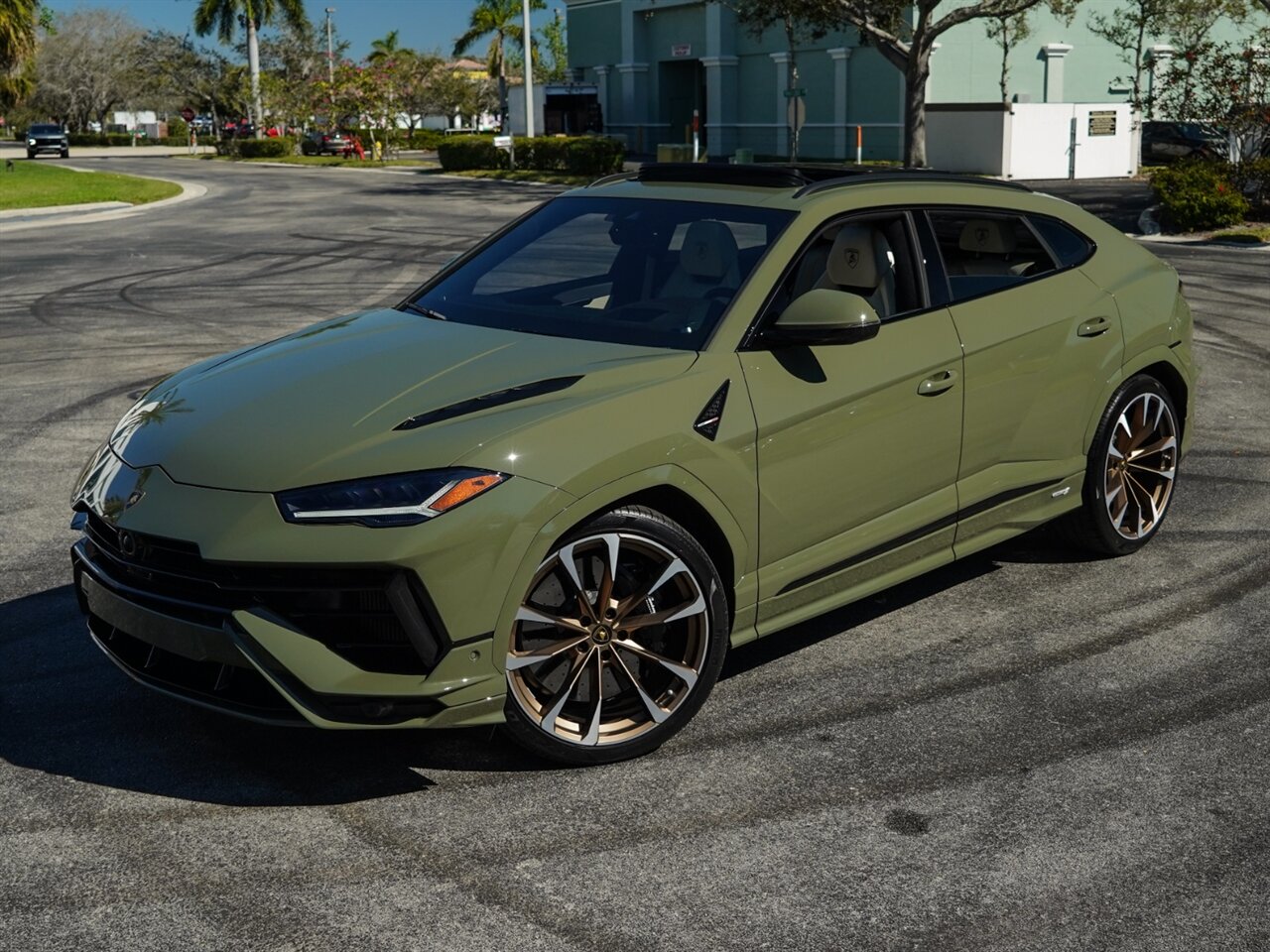 2023 Lamborghini Urus S   - Photo 10 - Bonita Springs, FL 34134