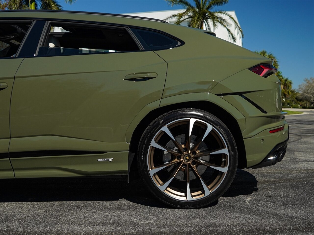 2023 Lamborghini Urus S   - Photo 52 - Bonita Springs, FL 34134