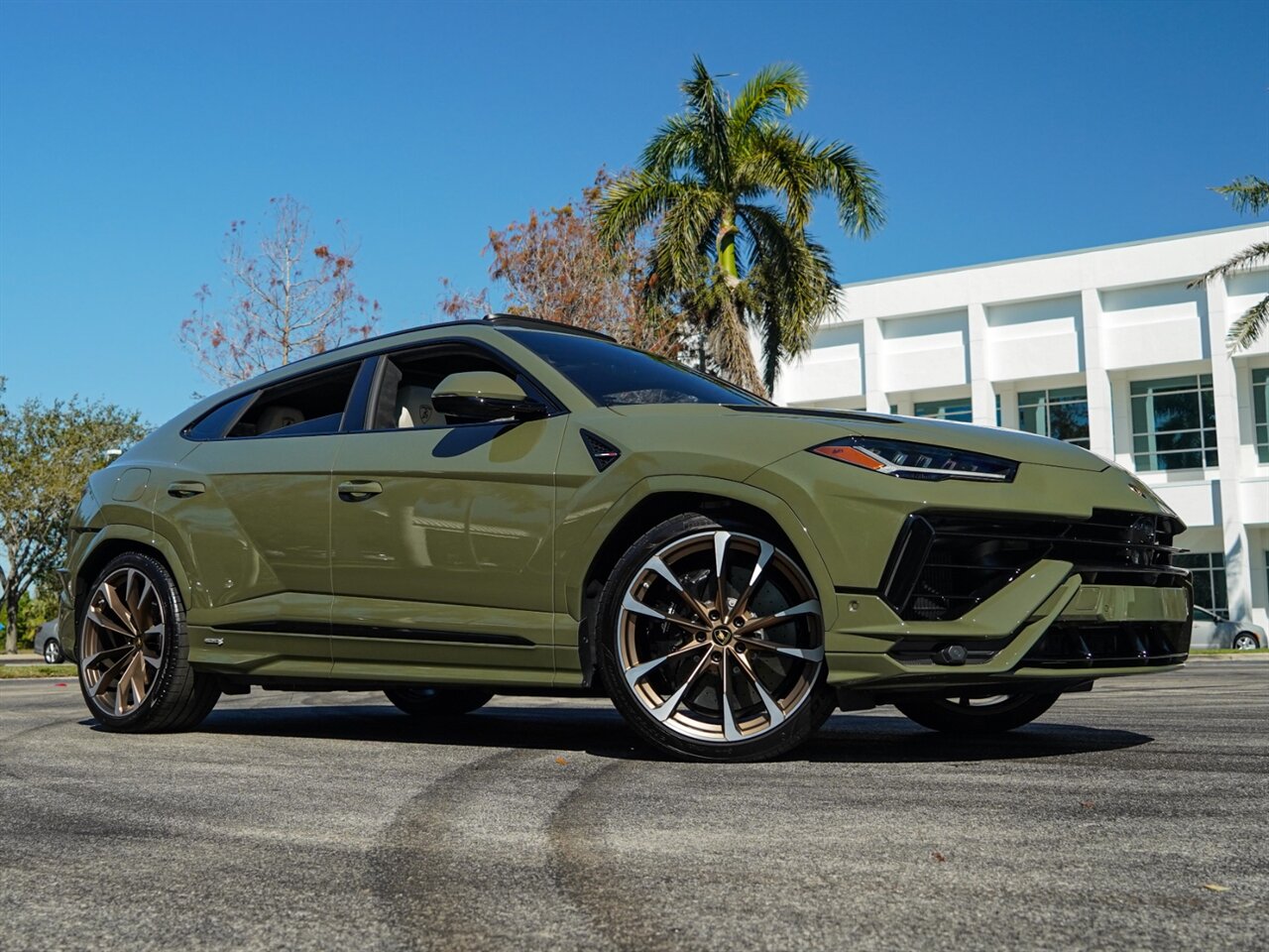 2023 Lamborghini Urus S   - Photo 80 - Bonita Springs, FL 34134