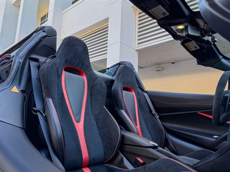 2020 McLaren 720S Spider Performance   - Photo 32 - Bonita Springs, FL 34134