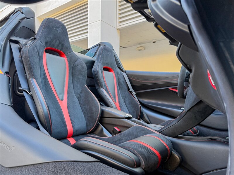 2020 McLaren 720S Spider Performance   - Photo 31 - Bonita Springs, FL 34134