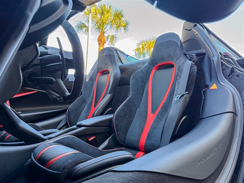 2020 McLaren 720S Spider Performance   - Photo 25 - Bonita Springs, FL 34134