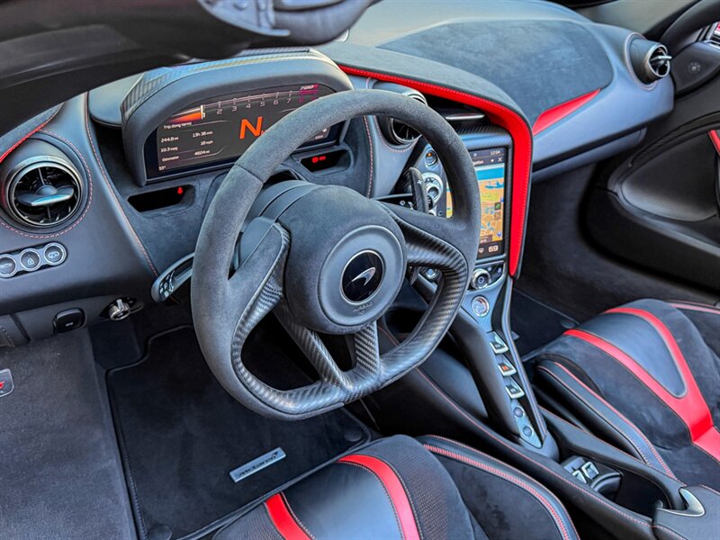 2020 McLaren 720S Spider Performance   - Photo 30 - Bonita Springs, FL 34134