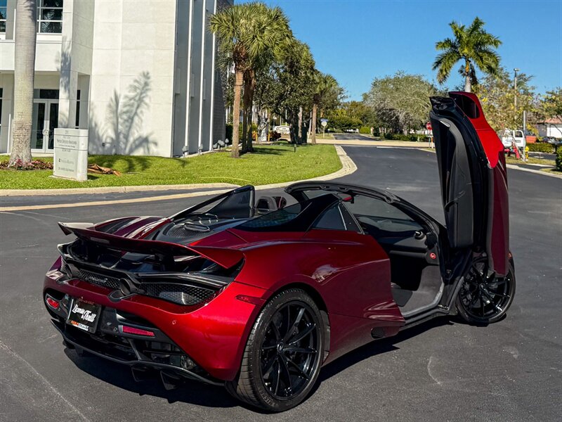 2020 McLaren 720S Spider Performance   - Photo 60 - Bonita Springs, FL 34134
