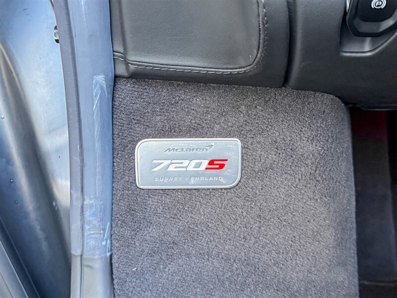 2020 McLaren 720S Spider Performance   - Photo 24 - Bonita Springs, FL 34134