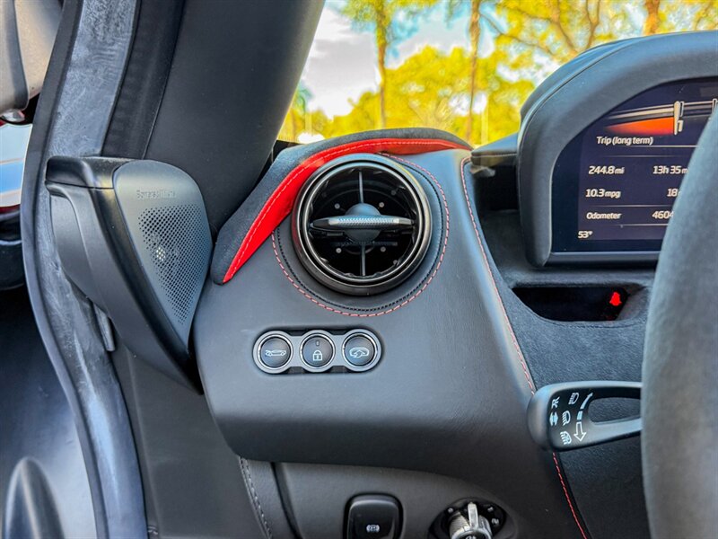 2020 McLaren 720S Spider Performance   - Photo 23 - Bonita Springs, FL 34134