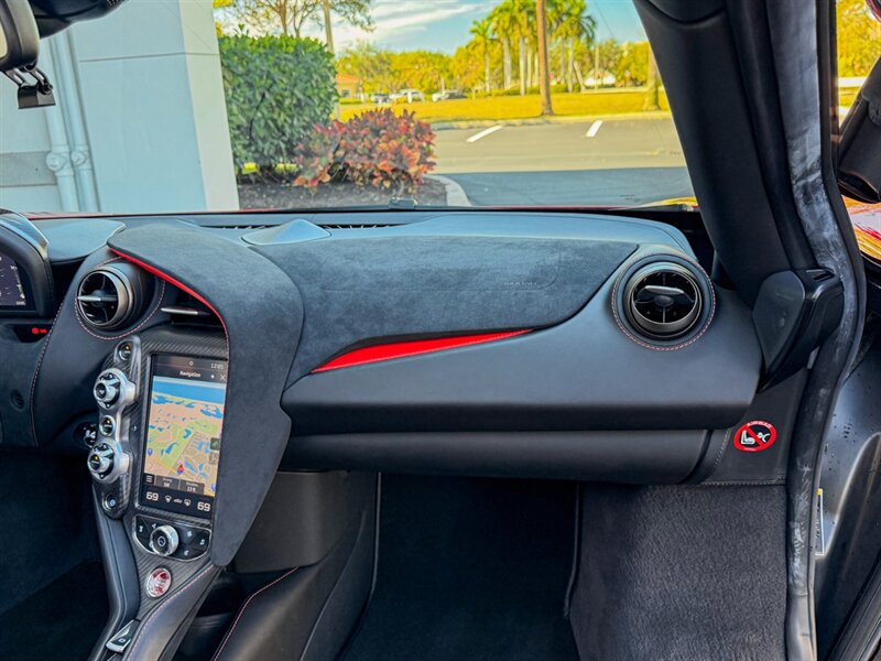 2020 McLaren 720S Spider Performance   - Photo 35 - Bonita Springs, FL 34134