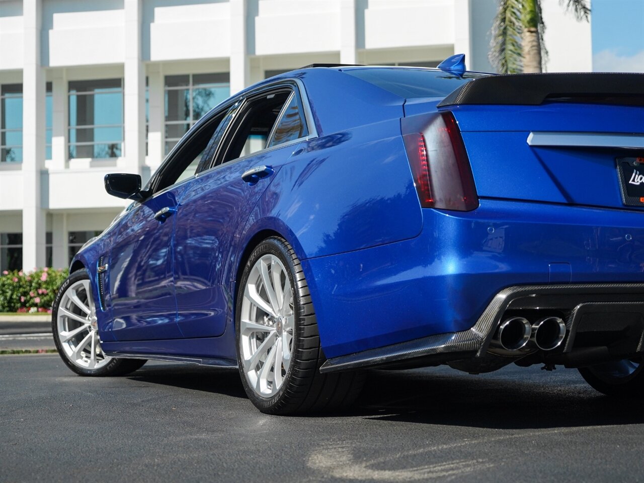 2018 Cadillac CTS-V   - Photo 54 - Bonita Springs, FL 34134