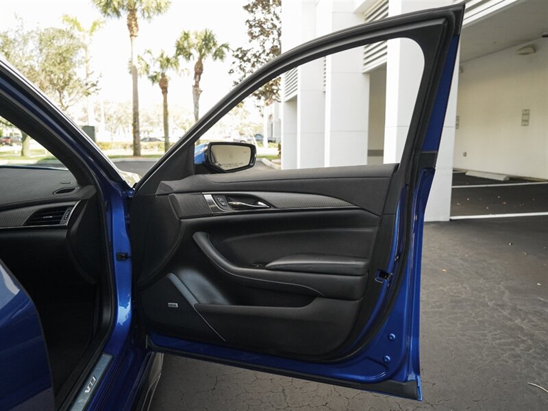 2018 Cadillac CTS-V - Photo 40 - Bonita Springs, FL 34134