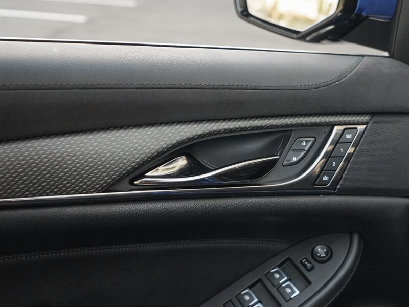 2018 Cadillac CTS-V - Photo 27 - Bonita Springs, FL 34134