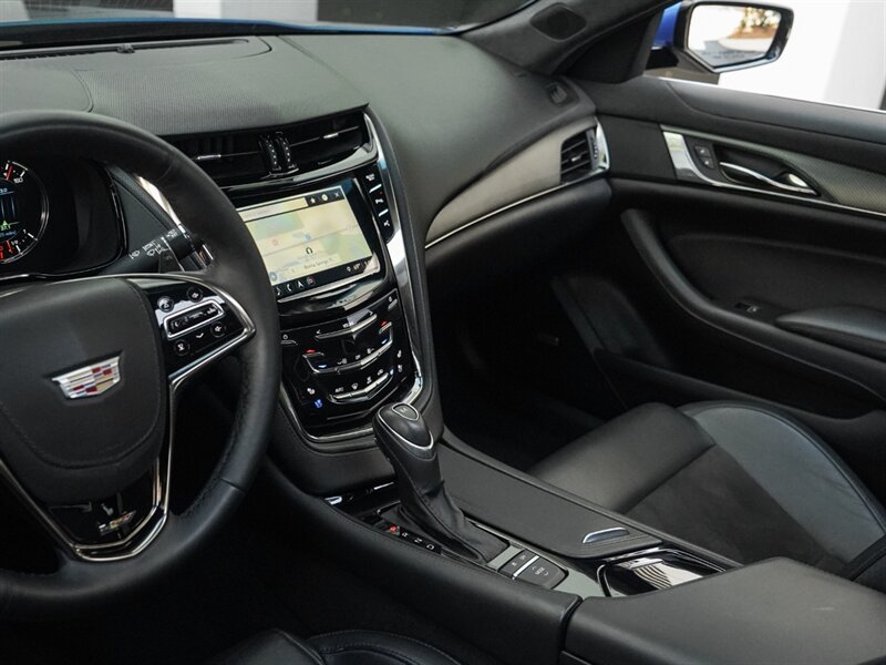 2018 Cadillac CTS-V - Photo 17 - Bonita Springs, FL 34134