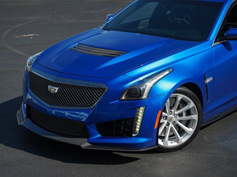 2018 Cadillac CTS-V - Photo 11 - Bonita Springs, FL 34134