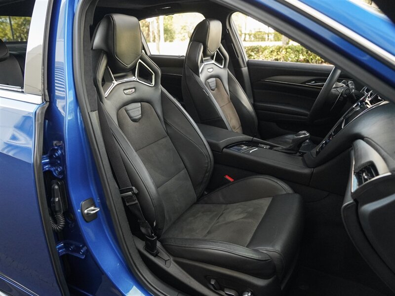 2018 Cadillac CTS-V - Photo 36 - Bonita Springs, FL 34134