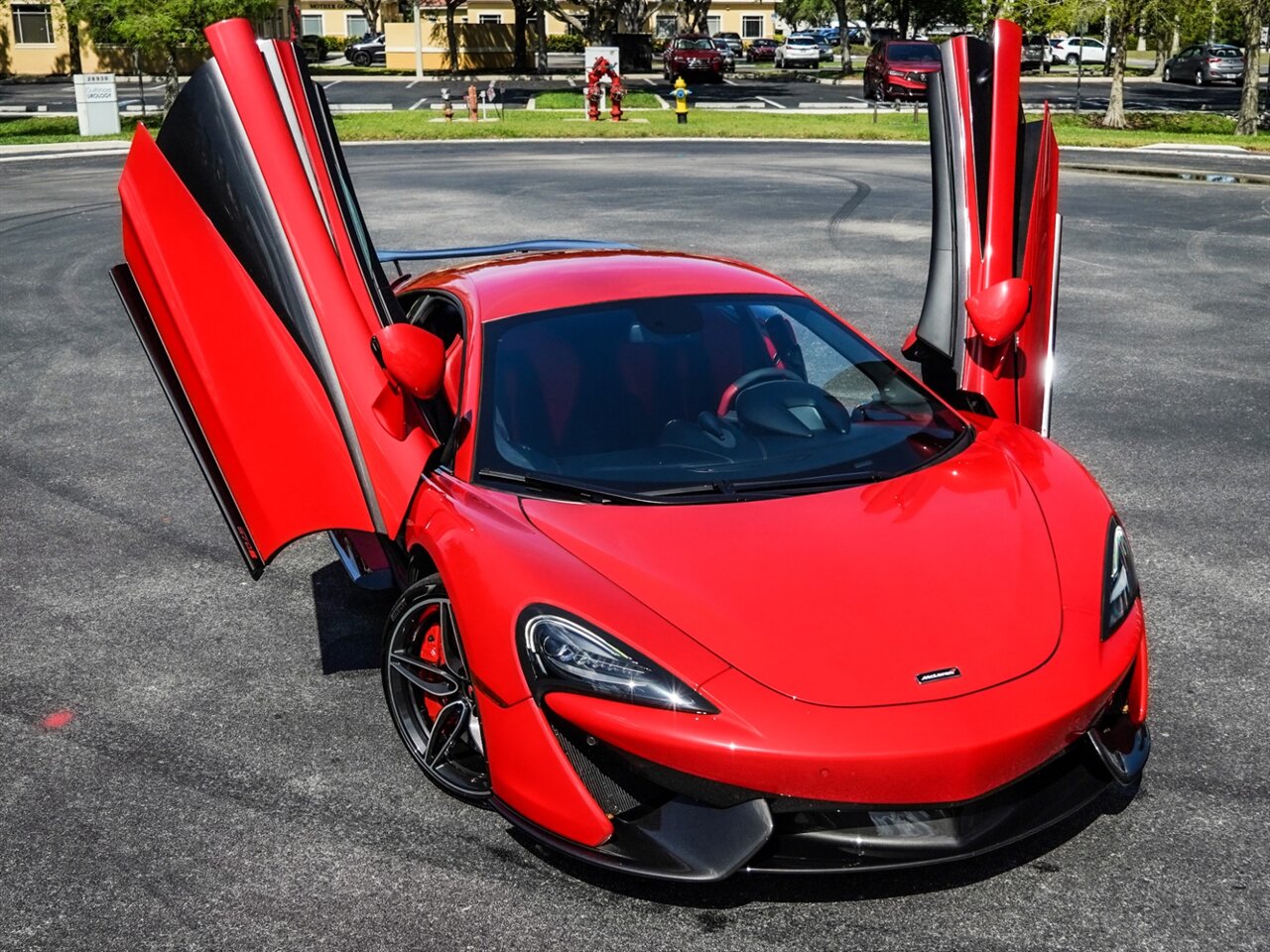 2017 McLaren 570S   - Photo 41 - Bonita Springs, FL 34134