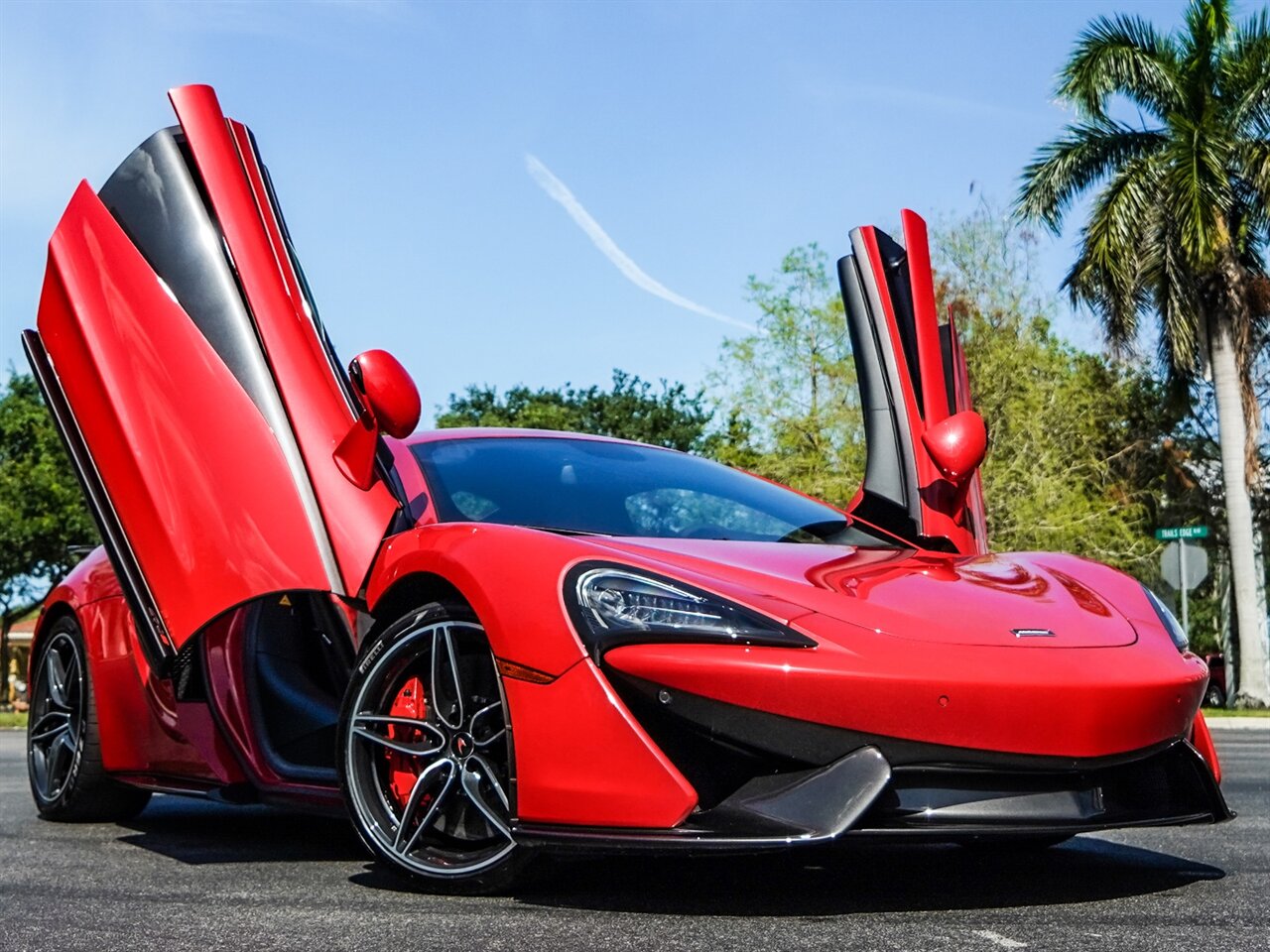 2017 McLaren 570S   - Photo 39 - Bonita Springs, FL 34134