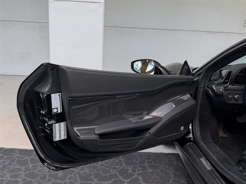 2012 Ferrari 458 Italia - Photo 24 - Bonita Springs, FL 34134