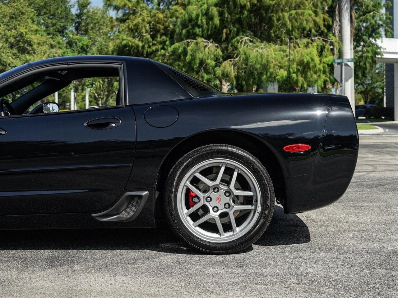 2003 Chevrolet Corvette Z06   - Photo 43 - Bonita Springs, FL 34134