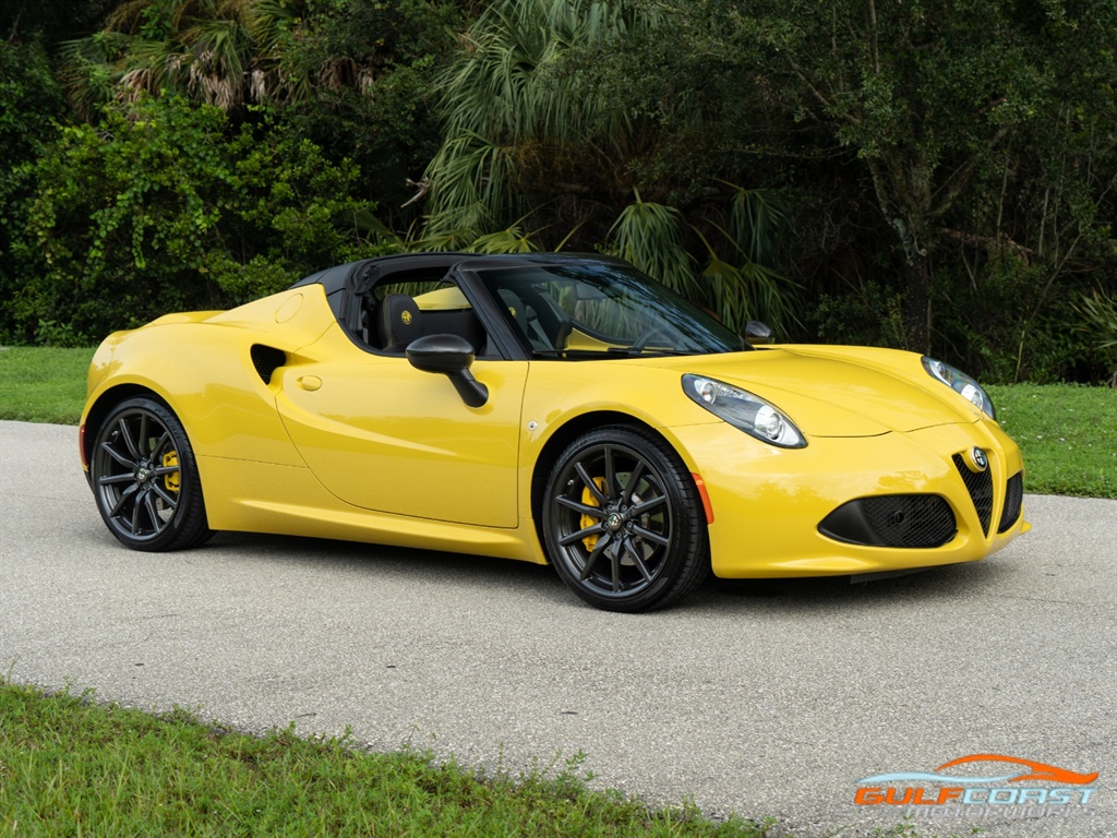 2016 Alfa Romeo 4C Spider   - Photo 39 - Bonita Springs, FL 34134