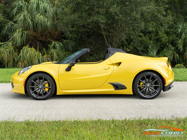 2016 Alfa Romeo 4C Spider   - Photo 4 - Bonita Springs, FL 34134