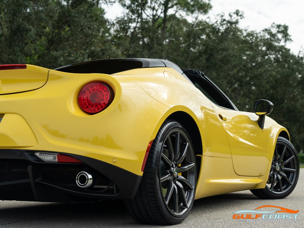 2016 Alfa Romeo 4C Spider   - Photo 15 - Bonita Springs, FL 34134