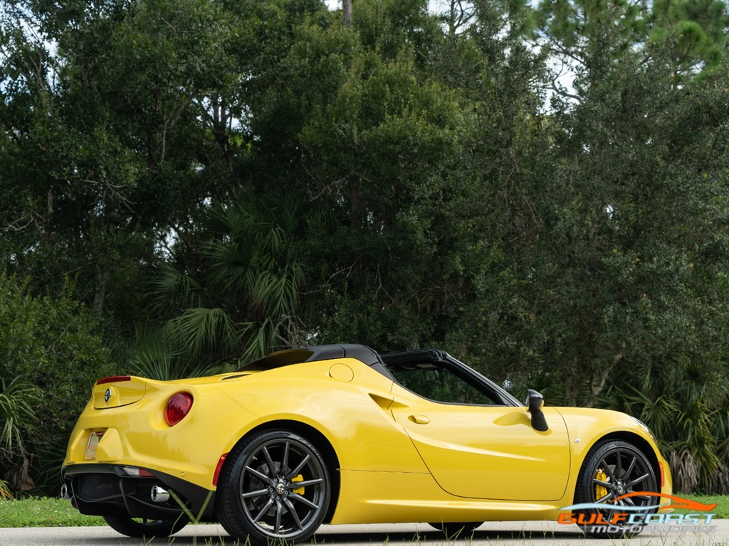 2016 Alfa Romeo 4C Spider   - Photo 54 - Bonita Springs, FL 34134