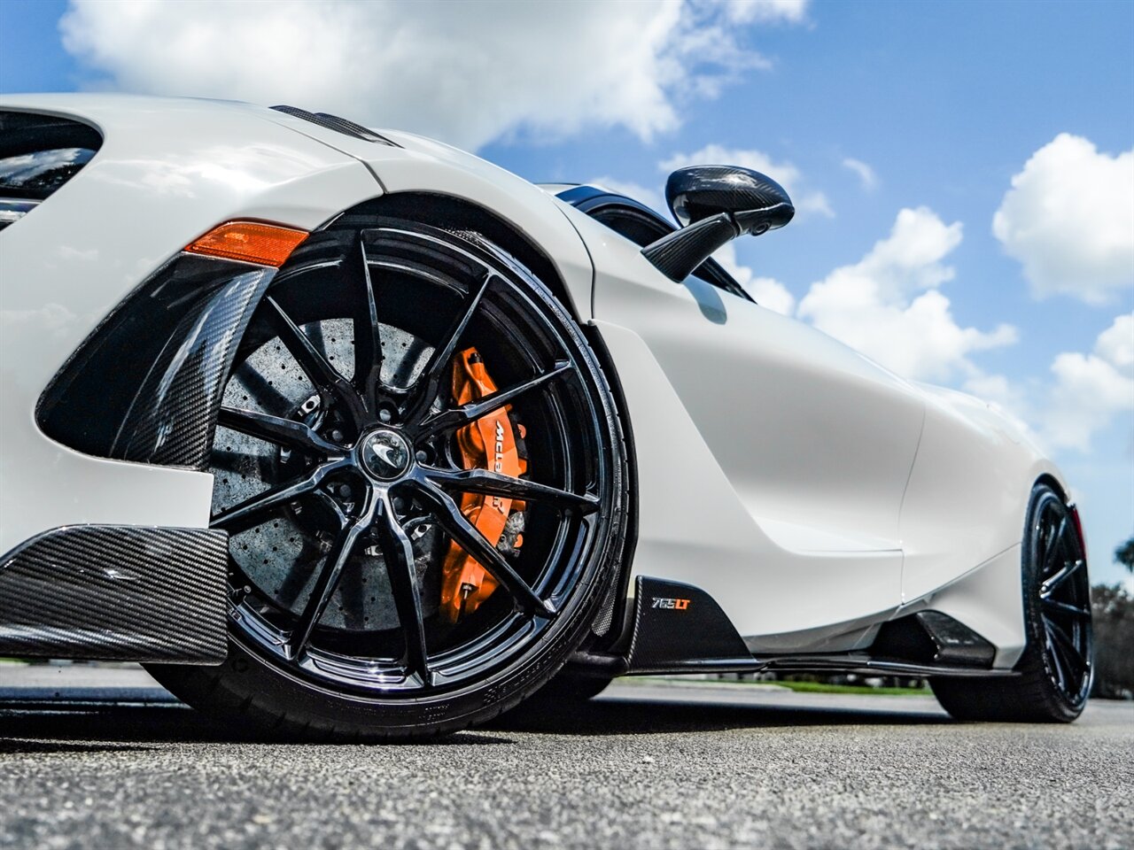 2021 McLaren 765LT   - Photo 37 - Bonita Springs, FL 34134