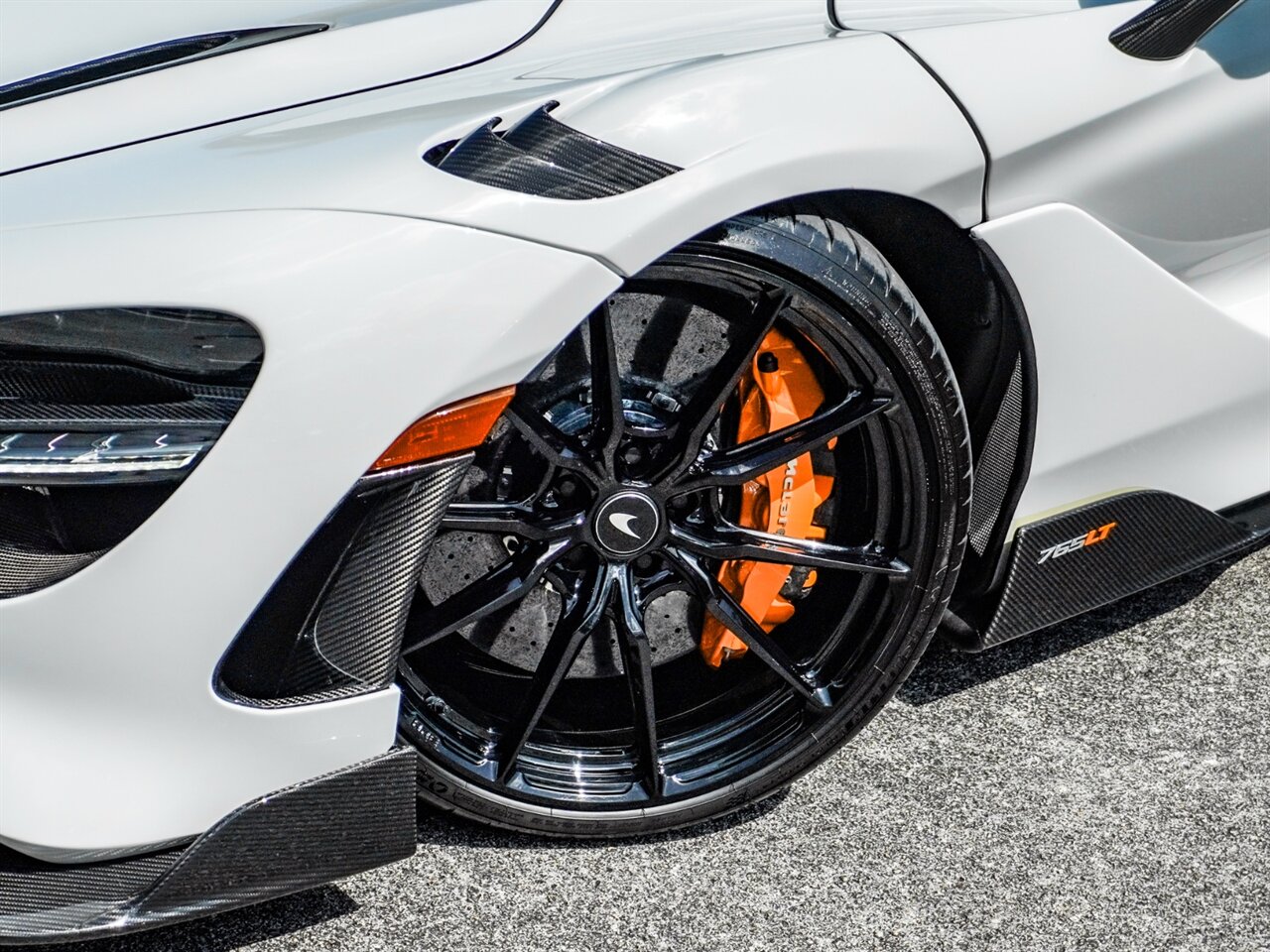 2021 McLaren 765LT   - Photo 12 - Bonita Springs, FL 34134