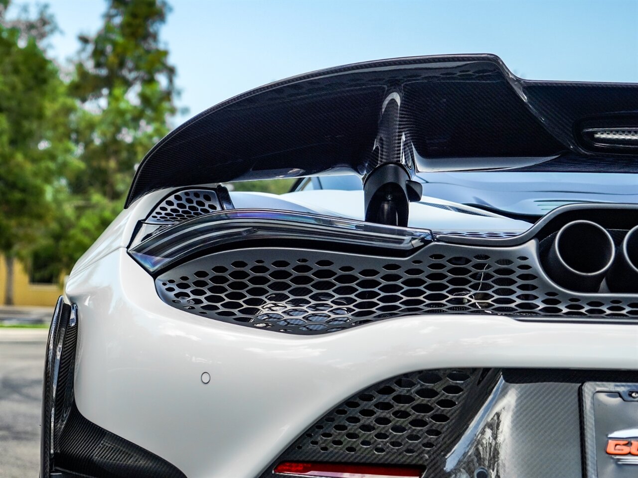 2021 McLaren 765LT   - Photo 50 - Bonita Springs, FL 34134