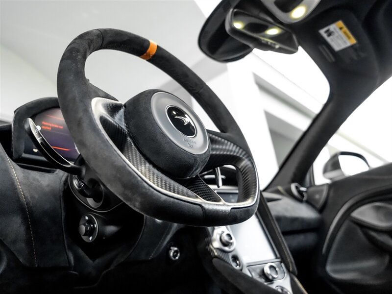 2021 McLaren 765LT - Photo 13 - Bonita Springs, FL 34134