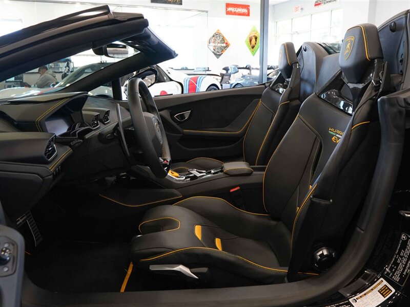2020 Lamborghini Huracan EVO RWD Spyder   - Photo 30 - Bonita Springs, FL 34134
