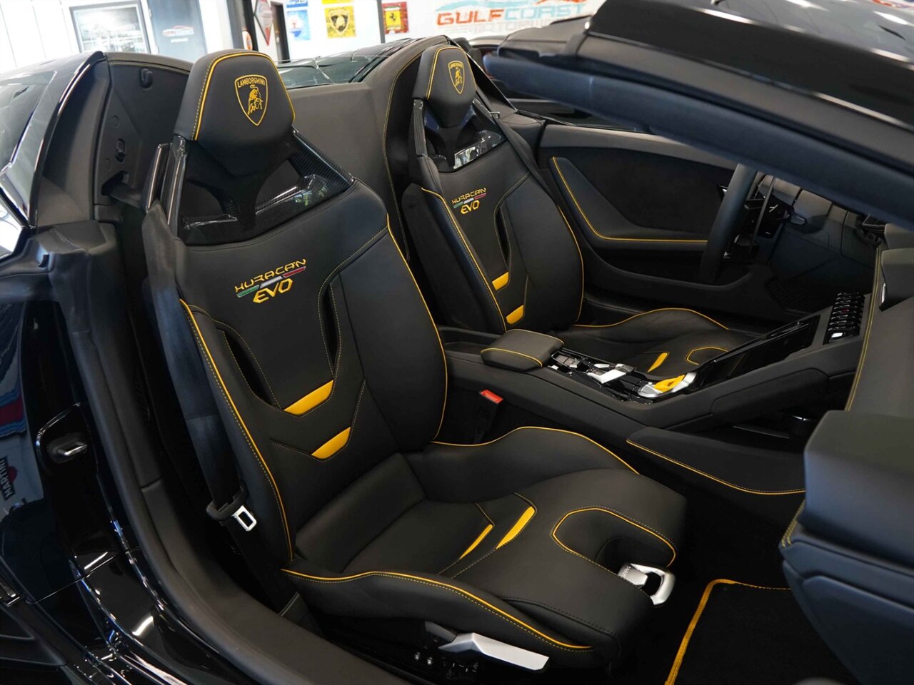 2020 Lamborghini Huracan EVO RWD Spyder   - Photo 36 - Bonita Springs, FL 34134