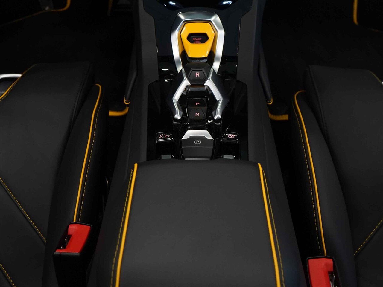 2020 Lamborghini Huracan EVO RWD Spyder   - Photo 28 - Bonita Springs, FL 34134