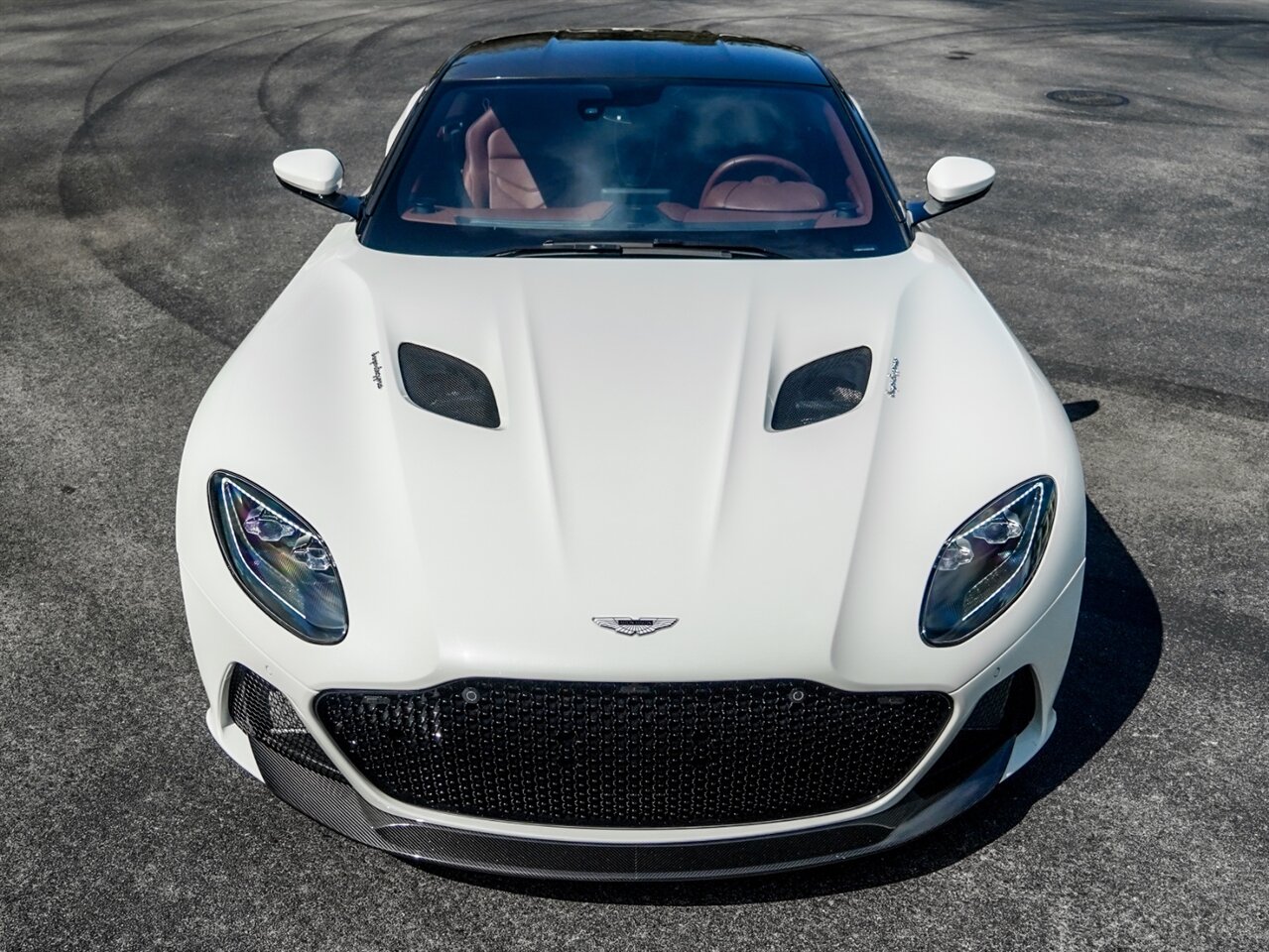 2019 Aston Martin DBS Superleggera   - Photo 5 - Bonita Springs, FL 34134